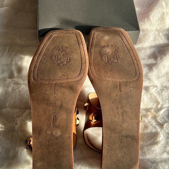 Vince Camuto Womens Dailette Leather Ankle Strap Thong Sandals - Picture 14 of 15